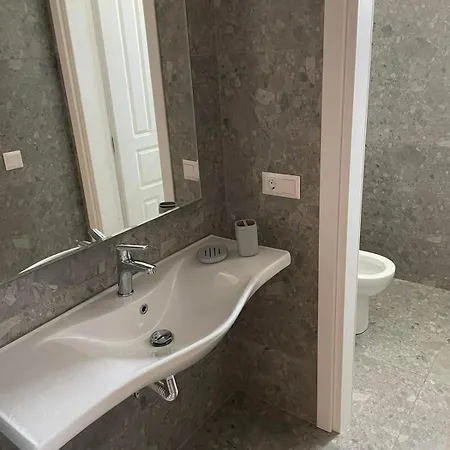 My Inner Mykonos أنو ميرا